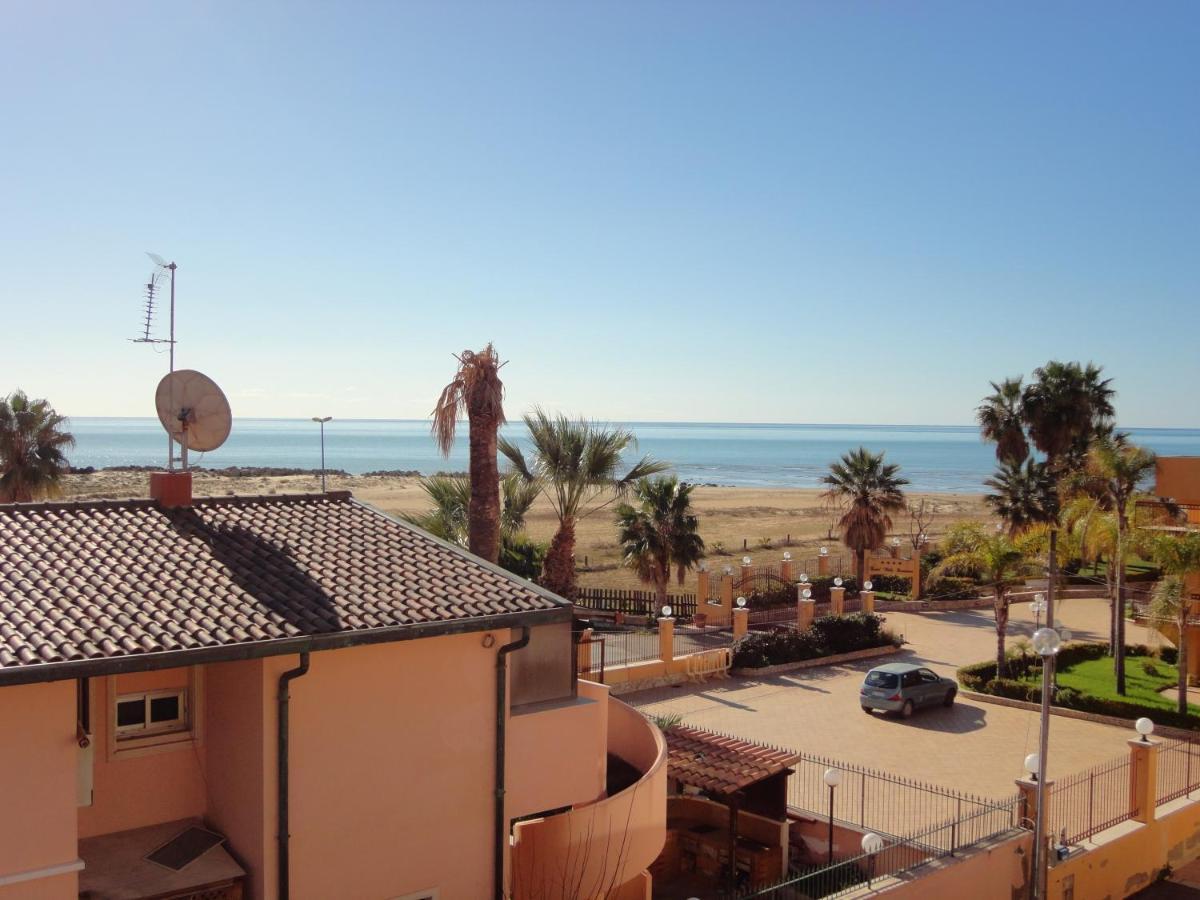 Baciati Dal Sole - Appartamento Fronte Spiaggia Porto Empedocle Exterior foto